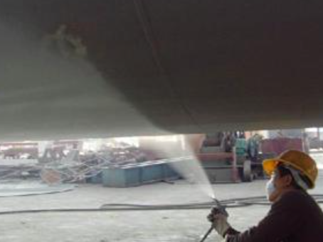 雨湖彩钢瓦喷漆翻新是一项针对老旧